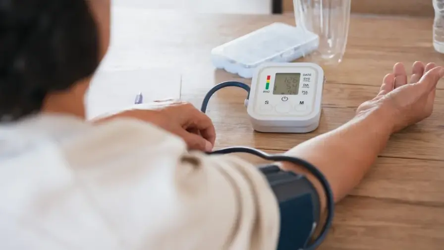 Does your blood pressure soar when the weather gets cold? A lot of people measured it wrong at home! Medical reminder: If you do these 3 things more, the data may be inaccurate