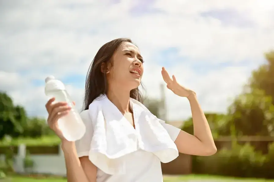 Even drinking water can't quench your thirst? I'm afraid it's caused by "the body being too wet"! Doctor: Drink "1 soup" quickly to eliminate moisture