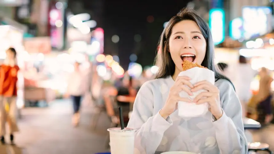 Is fried calamari healthier than fried chicken steak? A must read before eating salty crispy chicken! Nutritionist teaches 5 key tips for "reducing fuel and calories"