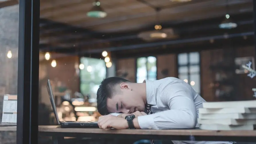 I\'ll have a meeting with Zhou during the boss\'s lunch break! Study: Napping makes you smarter