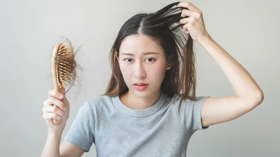 Do I still need to wash my hair after dry shampooing? Experts remind: Don't do "1 wrong move", otherwise you may suffer hair loss