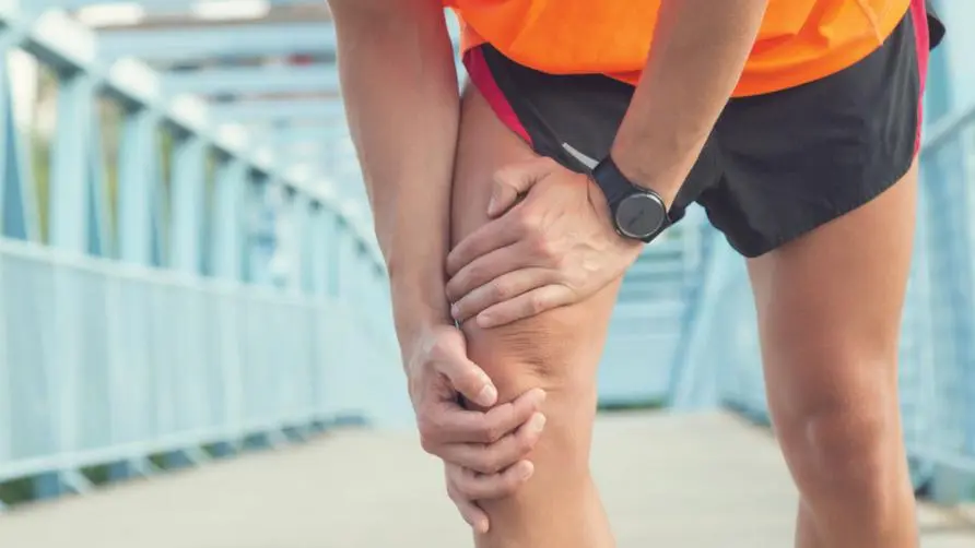 Is knee pain "runner's knee"? The causes of knee pain are very different. Exercise is more likely to cause patellar tendonitis.