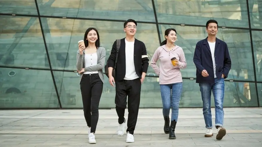 A must-see for those who love dramas and don\'t exercise! Study: Just 4,000 more steps a day could help reduce cardiovascular risk by 14%