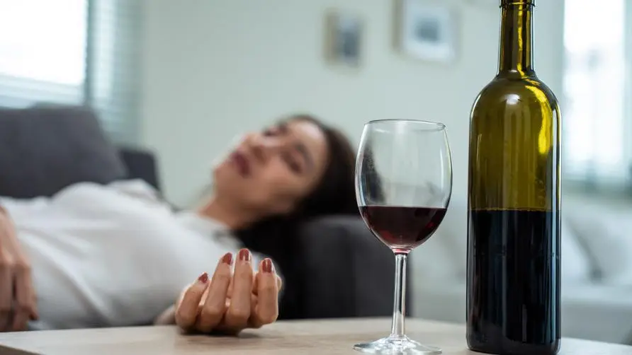 Is it really dangerous to blush after drinking alcohol? Experts warn: People with alcohol intolerance may be 100 times more likely to develop cancer