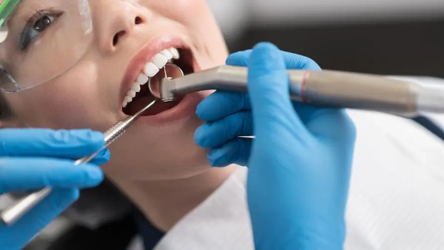 What situations require root canal treatment? Do I have to wear braces after nerve extraction? Medical Police: If you don't do it well, you may have to start over again