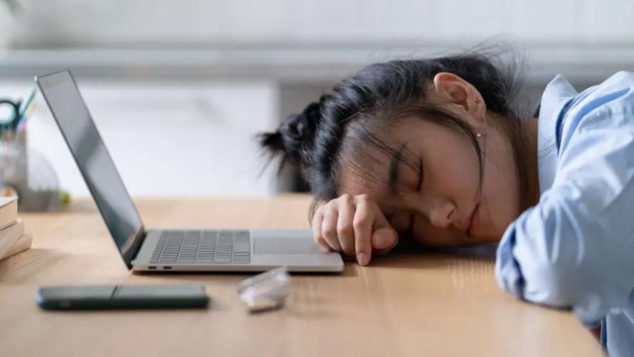 Taking a lunch break of more than half an hour increases the risk of obesity by 40%! Study reveals that sleeping like this increases work efficiency by 2 times