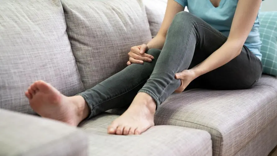 Wearing only slippers when doing housework or grocery shopping is extremely harmful! Doctors advise stay-at-home mothers: Get tested quickly to stay away from "plantar fasciitis"